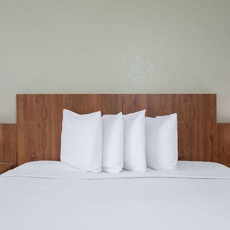 Ramada By Wyndham Altamonte Springs Near I-4 Ξενοδοχείο Εξωτερικό φωτογραφία